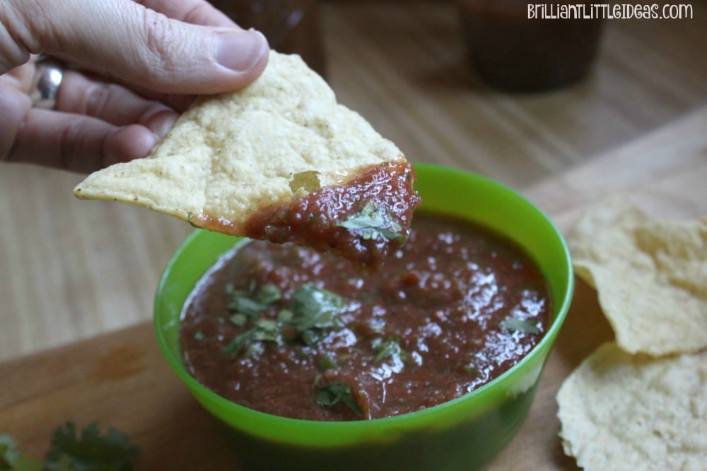This Kid Friendly Salsa is a great go to quick snack. My kids dip chips or veggies in this mild salsa. Snack for kids, fast snack. Healthy snack for kids.