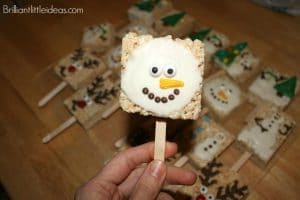 Oh my gosh, look at this super cute Christmas treats. I'm going to make these for a holiday party food. Simple Christmas Rice Crispy Pops. Christmas food