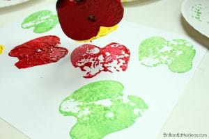 Easy Apple Art with letter a printable for kids to apple stamp. You can also make an apple basket then count the apples. quick craft for kids