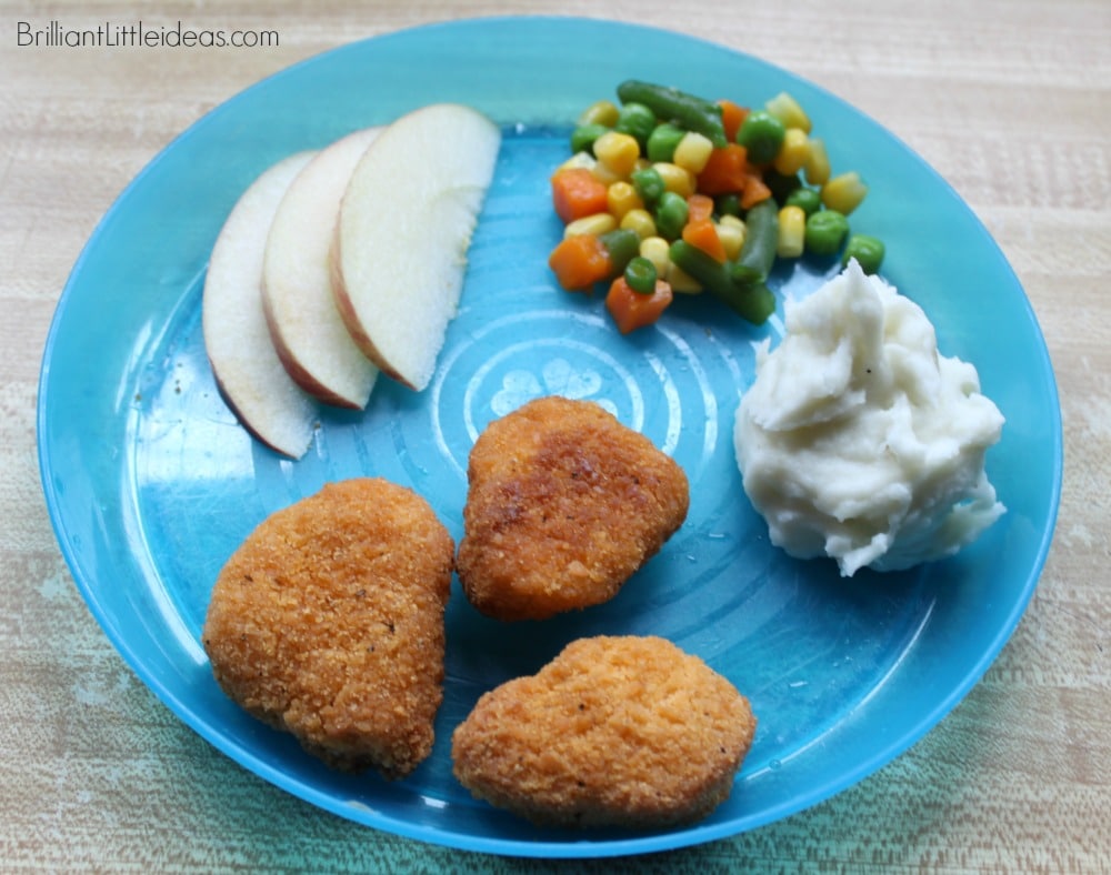 Need food ideas for your kids and family? Try these 15 easy kid lunch ideas or quick dinner recipes for kids. kid approved