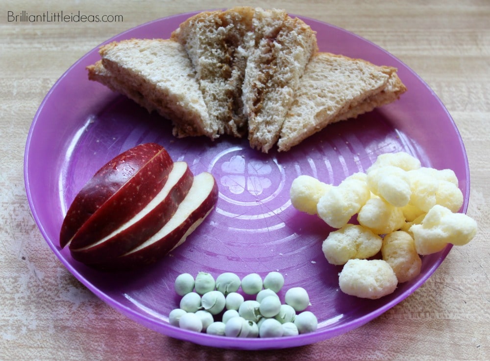 Need food ideas for your kids and family? Try these 15 easy kid lunch ideas or quick dinner recipes for kids. kid approved