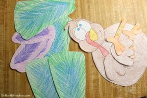 Cut & Color your very own Giant Thanksgiving Turkey Printable craft for kids. Hang it on your door for a thanksgiving decoration. #Thanksgiving #kidcrafts