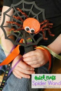 AWESOME! This Quick Craft Spider Wand is so easy. A Great Halloween craft for kids! My daycare kids loved this fall activity we do it every year. #Halloween