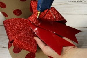 Kaboom! Everyone loves a Surprise! This diy gift box is a great idea for teens, girls, boys, moms, or dads. For Birthdays or Christmas with a How to Video.
